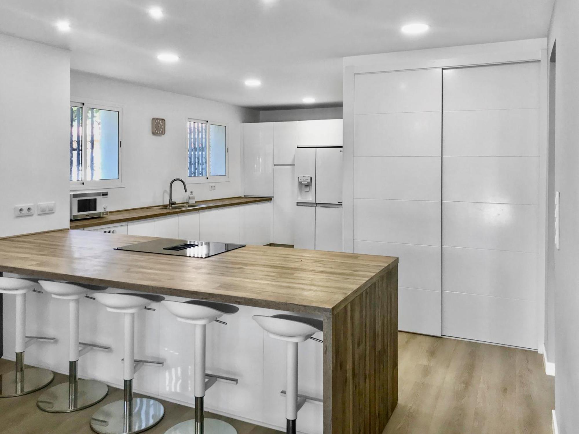 Villa Alamos Jerez I Piscina Salada Climatizada I Bbq I Jardines I 850M2 赫雷斯 外观 照片