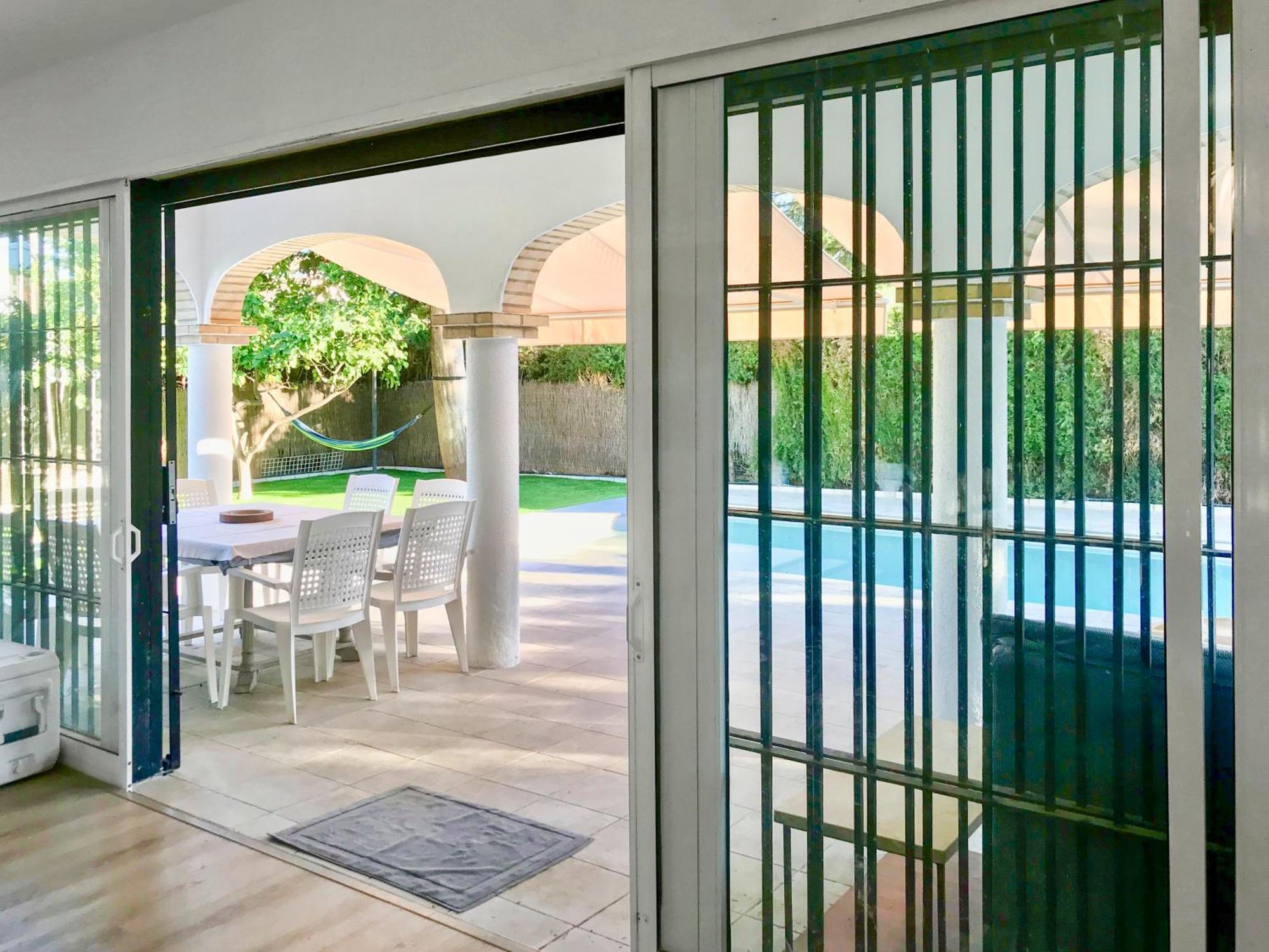 Villa Alamos Jerez I Piscina Salada Climatizada I Bbq I Jardines I 850M2 赫雷斯 外观 照片